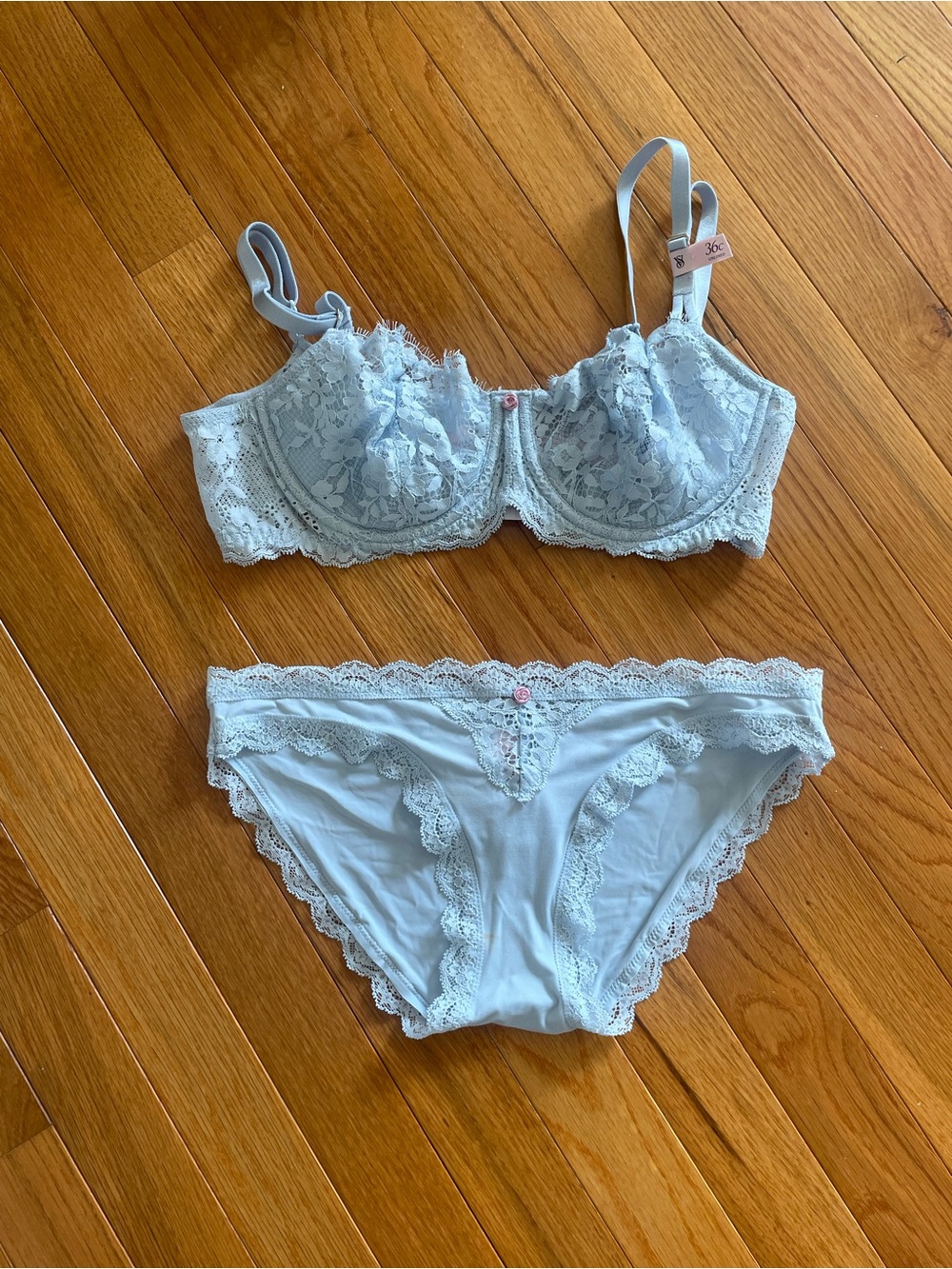 Victoria's Secret Light Blue Lace Underwire Bra & Bikini Set